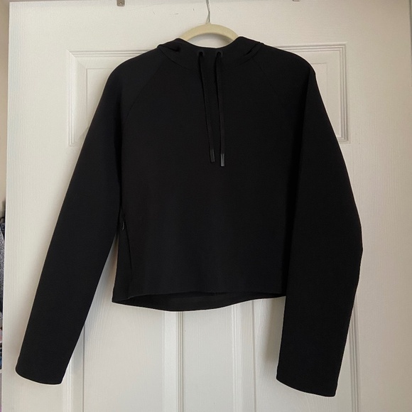 Lululemon Scuba Cropped Hoodie - Picture 1 of 3